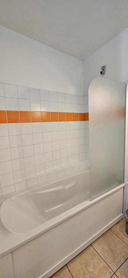 Appartement T2 Avec Piscine Aux Portes De La Plage De Cupabia 赛拉蒂费罗 外观 照片