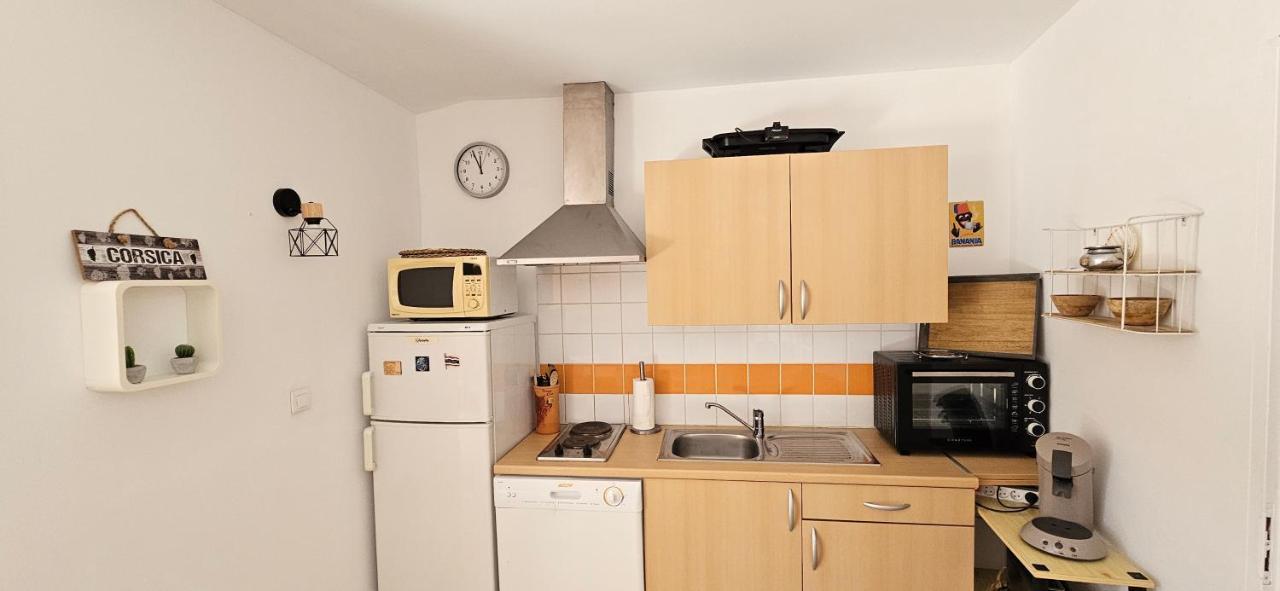 Appartement T2 Avec Piscine Aux Portes De La Plage De Cupabia 赛拉蒂费罗 外观 照片