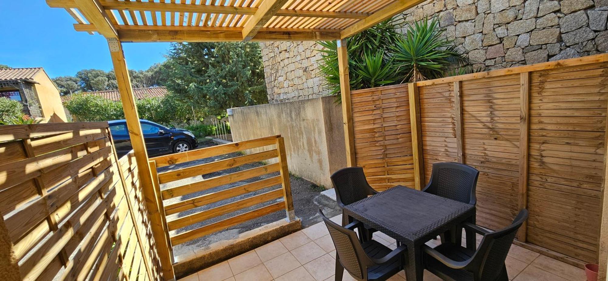 Appartement T2 Avec Piscine Aux Portes De La Plage De Cupabia 赛拉蒂费罗 外观 照片